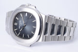 PATEK PHILIPPE 2016 JUMBO NAUTILUS STAINLESS STEEL BLUE DIAL 5711/1A-010 BOX & PAPERS $136,975