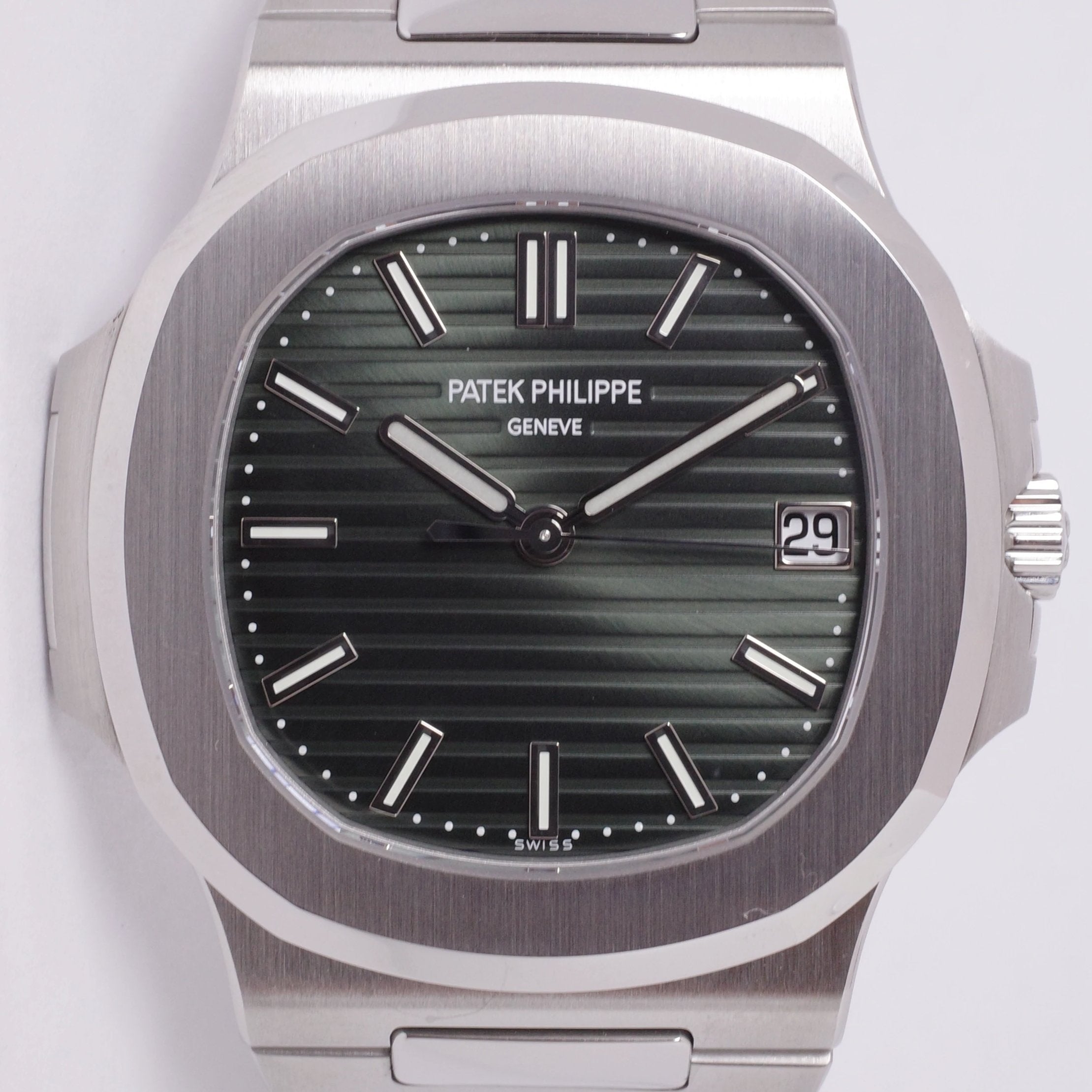 Is the Patek Philippe Nautilus 5711 olive green watch a tale of horolo –  BillingtonPix