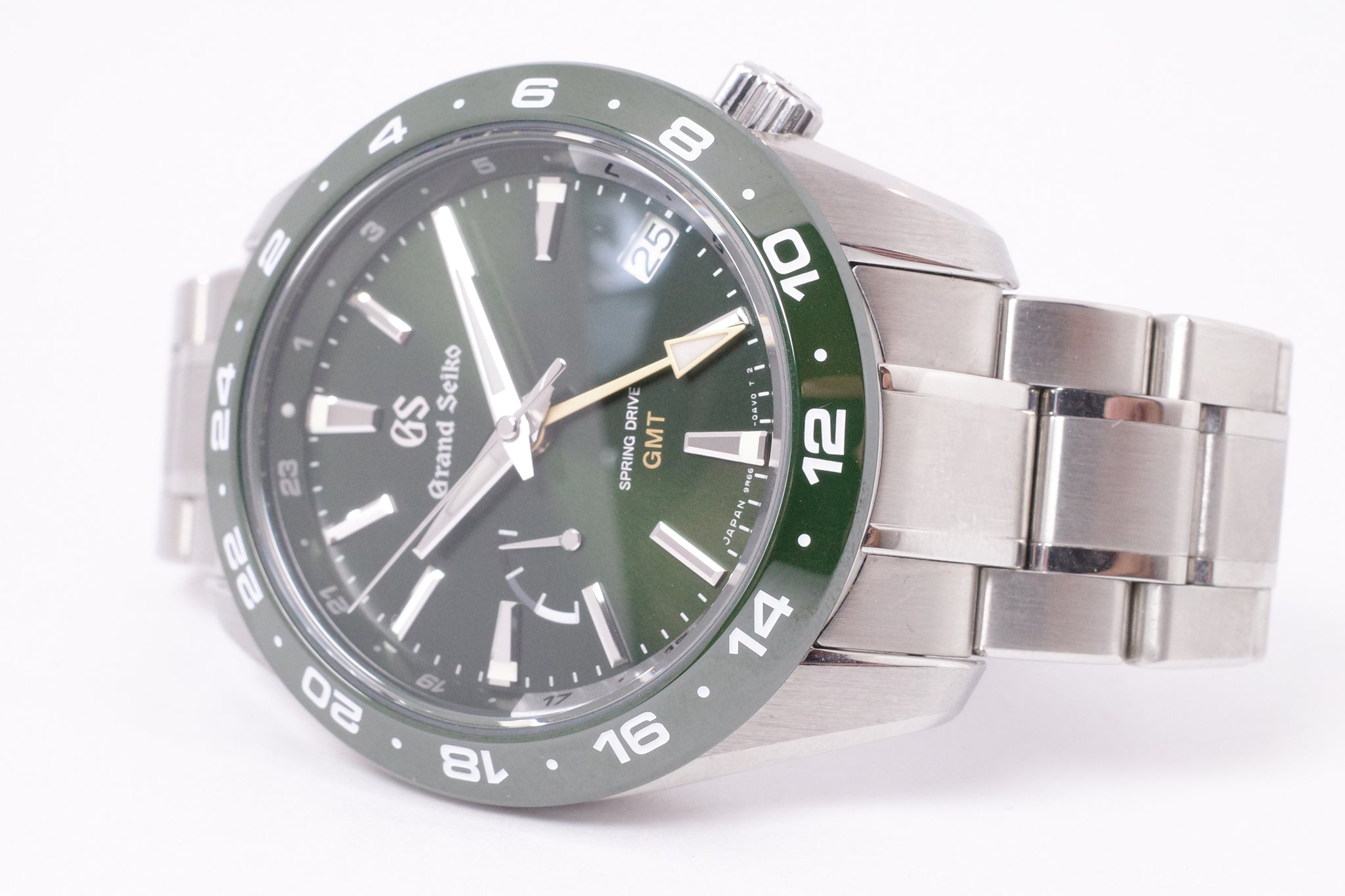 GRAND SEIKO SPRING DRIVE GMT BGE257 GREEN CERAMIC BEZEL – Honolulu