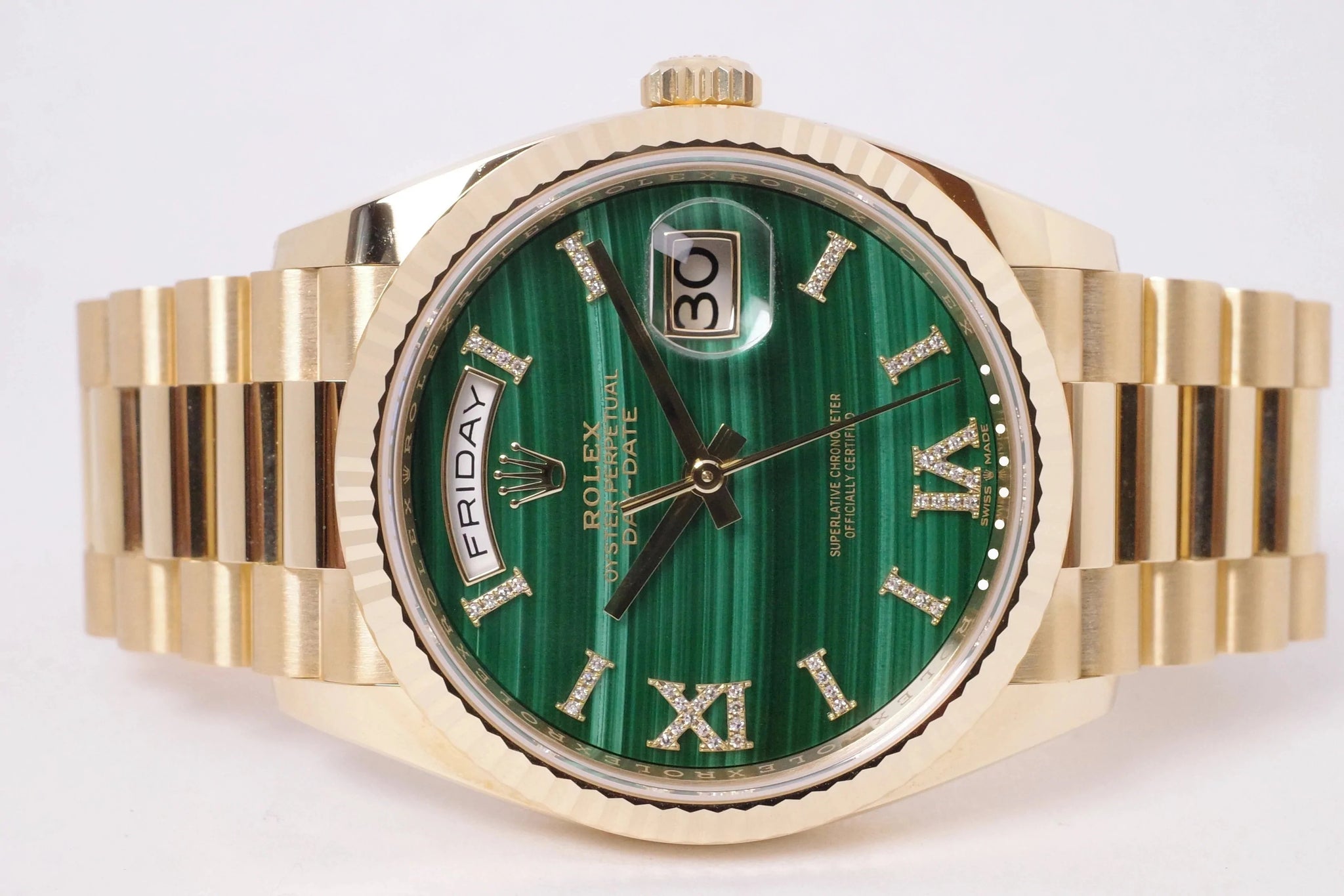 ROLEX 2022 YELLOW GOLD DAY-DATE 36 MALACHITE ROMAN DIAMOND ROLEX 2022 YELLOW GOLD DAY-DATE 36 MALACHITE ROMAN DIAMOND
