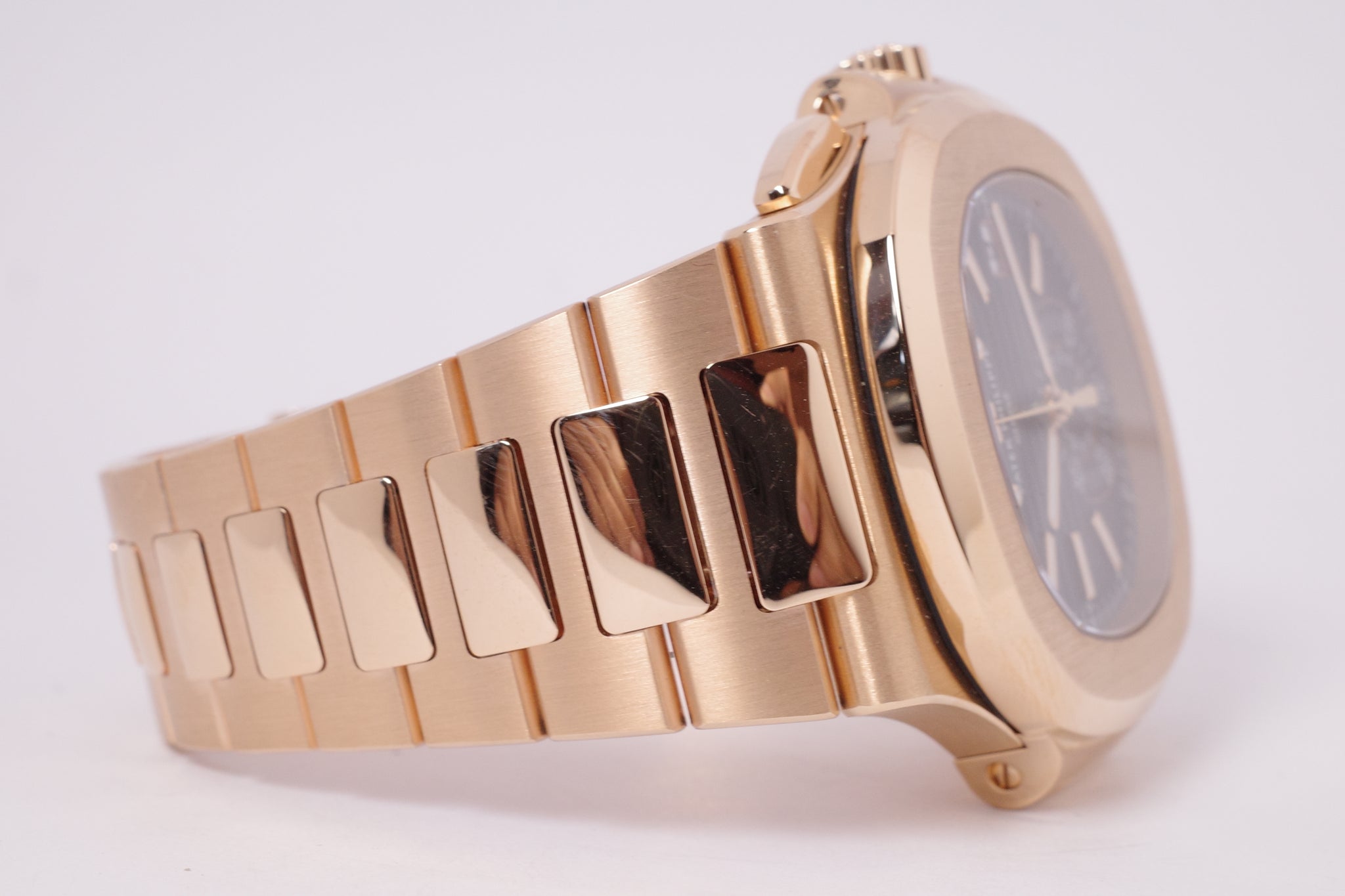 18ct ROSE GOLD PATEK NAUTILUS BRACELET WATCH 5711 - Carr Watches